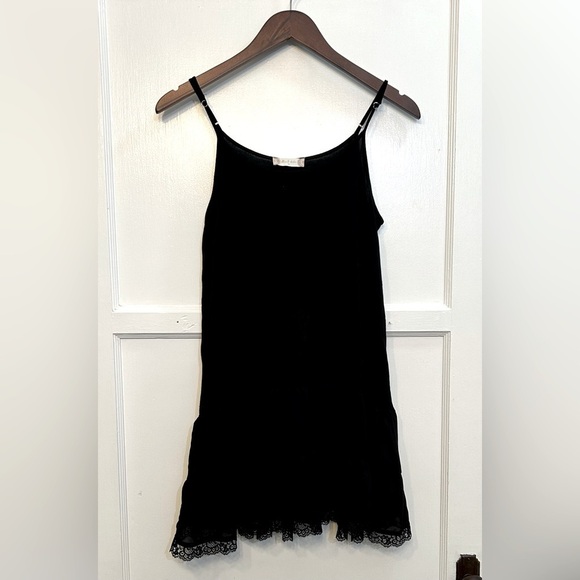 Altar'd State Tops - Altar’d State Black Slip Tank Lace Trim Medium